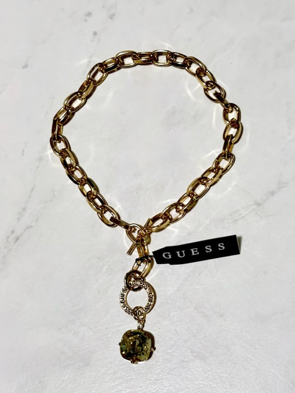 NEW GUESS Gold Tone Chunky Chain Link Toggle Necklace Crystal Pendant NWT